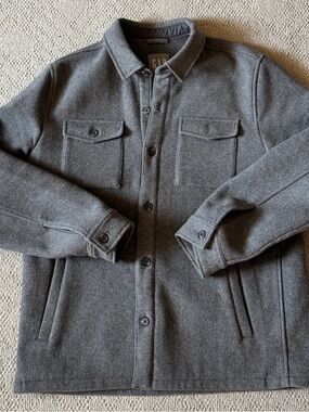 GAP Men's Charcoal Gray Button-Front Shirt Jacket